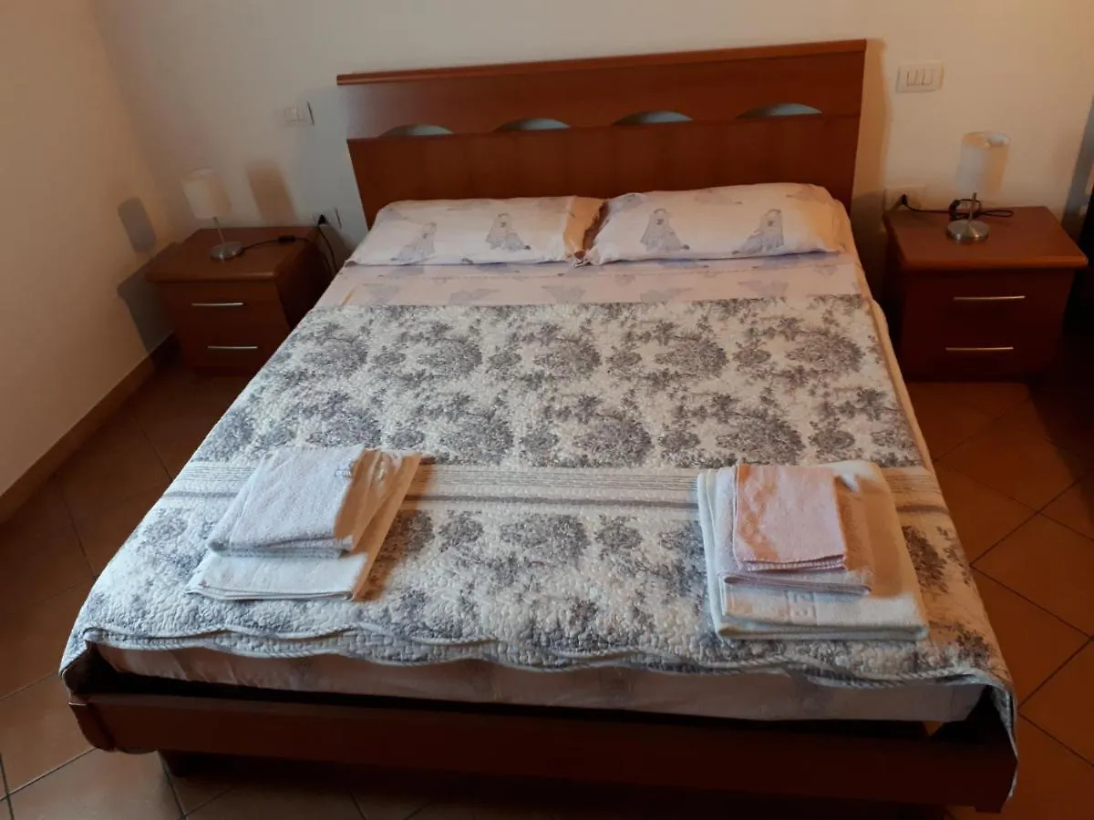 Apartment Appartamenti Enrica Moneglia